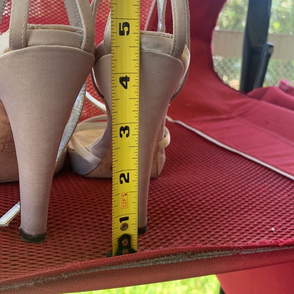 BCBG MAXAZRIA leather upper high heel neutral satin sandal-dress up any outfit! - Picture 3 of 6